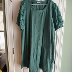 Green Eyelet Sleeve Women's TShirt Dress